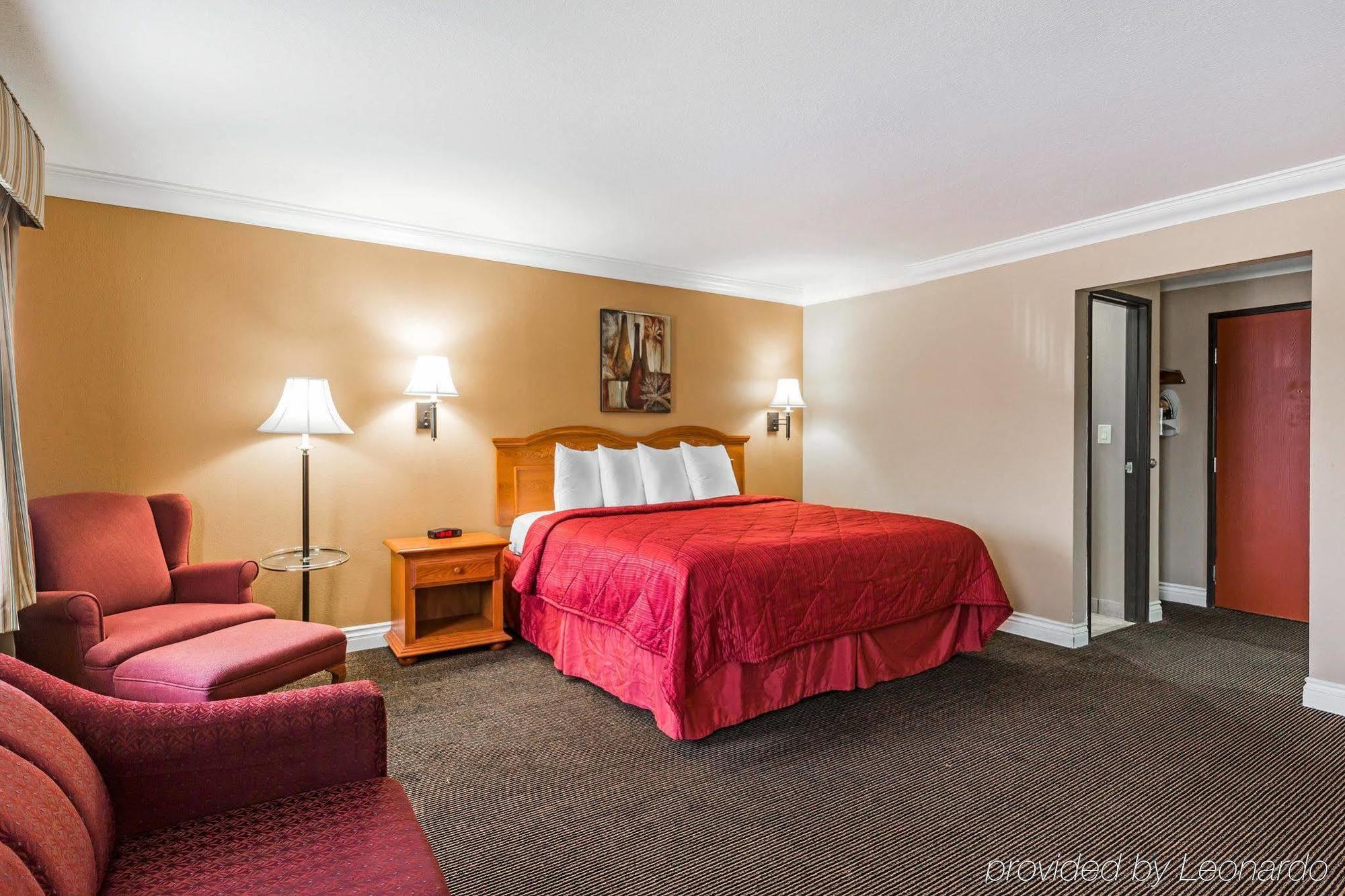 Quality Inn & Suites Atlanta Airport South College Park Exterior foto